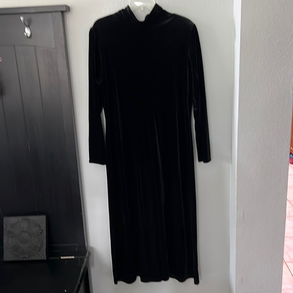 Women's Tracy Spencer Velvet Maxi Dress